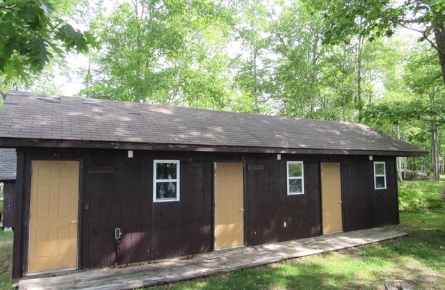 Lake View Rooms