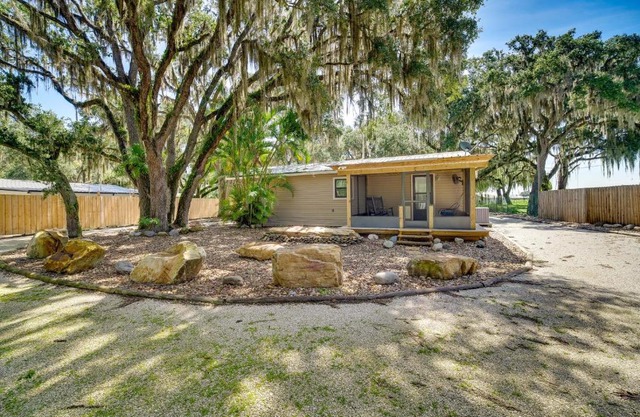 Lake Wales Vacation Rental with Direct Canal Access!