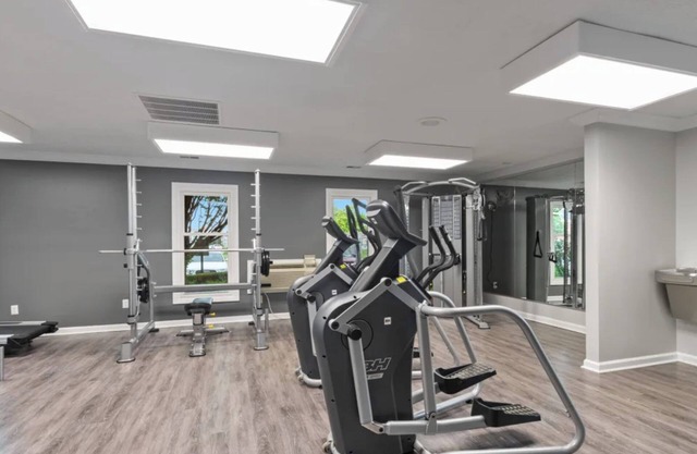 LakeCastleton 1BD 5 - One Bedroom Apartment, Sleeps 2