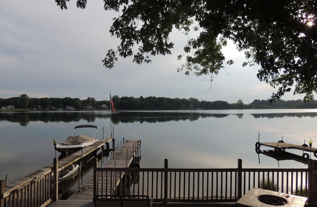 Lakefront avec 8 couchages