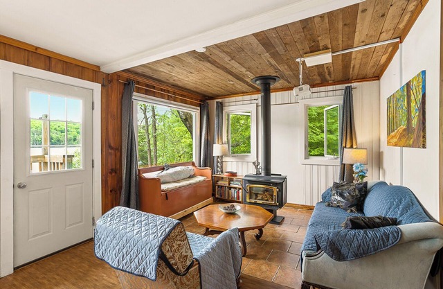 Lakefront 3 Chambre Cottage - 8 personnes