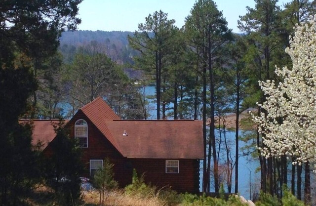 Cabine au bord du lac à Quiet Cove sur Greers Ferry Lake
