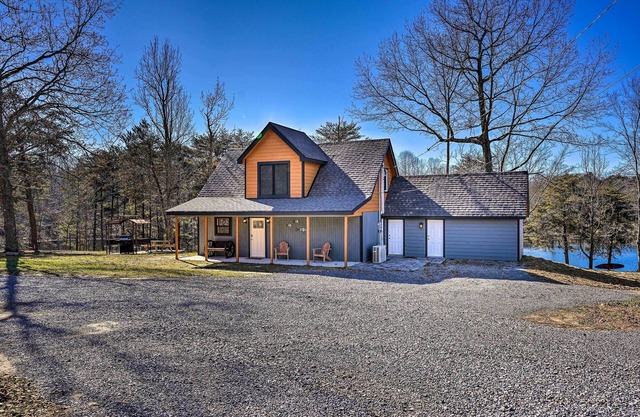 Lakefront Cabin w/ Deck, Fire Pit in Trenton!