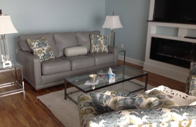 CONDO LAKEFRONT # 309 * 2BR / 2 BA SLEEPS 6