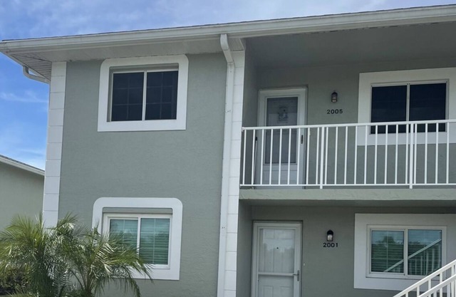 Lakefront Condo in Punta Gorda