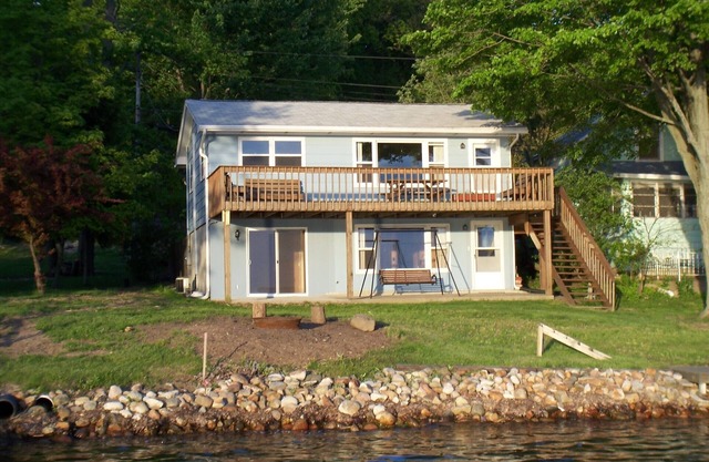 Lakefront cottage on first basin of Lake James. Dock, sandy bottom, great sunset