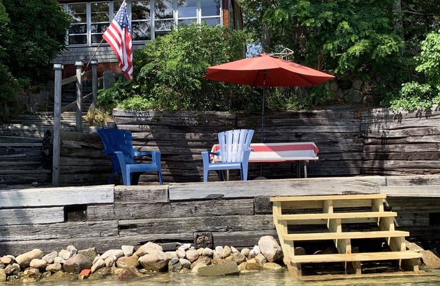 Lakefront Cottage avec plage privée et Dock