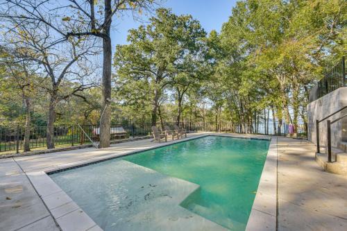 Lakefront Family Home with Pool in Streetman!