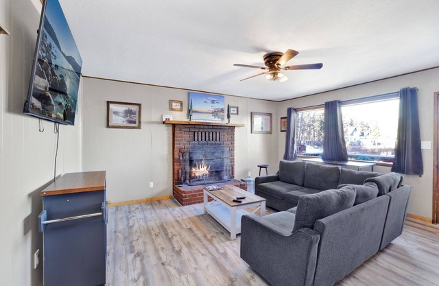 * COTTAGE COUPLE ROMANTIC LAKEFRONT COUPLE ~ Cheminée ~