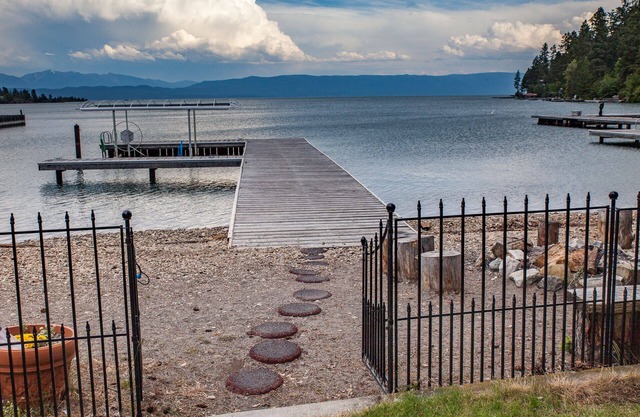 Flathead Lakefront Accueil-Confort-Vues-Dock-Gentle Beach-2 planches de SUP-Paddle Boat