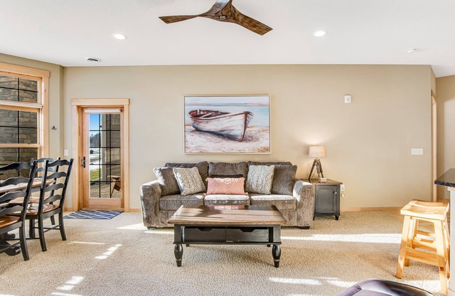 Lakefront, ground floor condo with indoor pool - fireplace, patio & washer/dryer