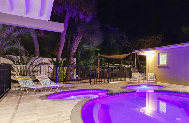Lakefront Groundfloor Suite Heated Pool/Spa 🦭🦭🦭