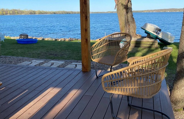 Maison au bord de l'eau sur le magnifique lac Francis, à seulement 1 heure des villes jumelles