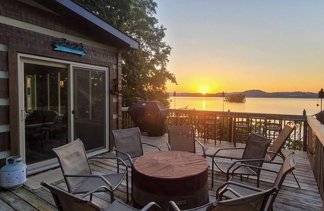 Lakefront home w/ free attraction tickets, amazing views, & dock