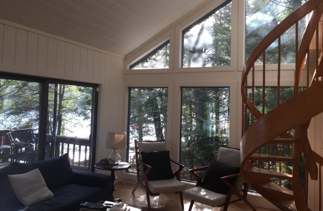 Lakefront house on Long Pond in Belgrade Lakes region. 10% discount after 7 days