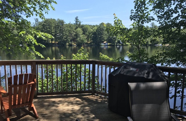 Cabane en rondins au bord du lac!