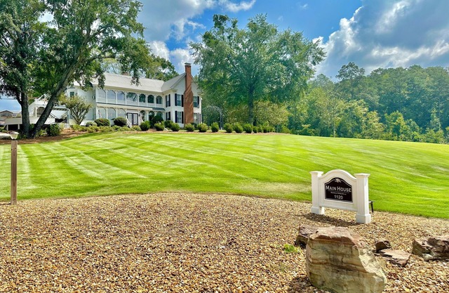Maison historique au bord du lac pour 40 personnes