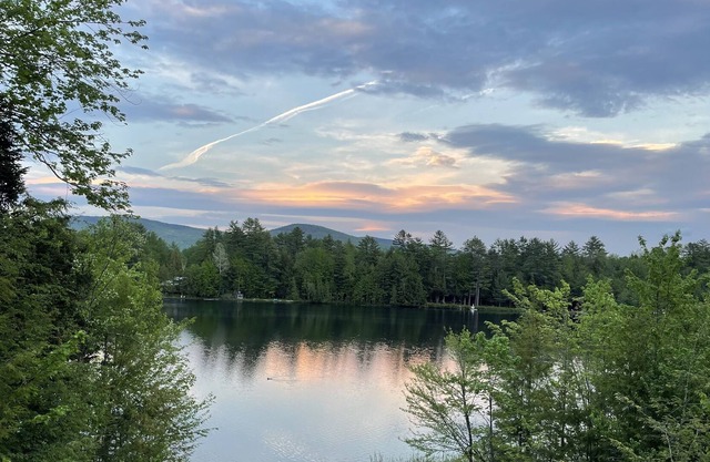 Lakefront Peaceful Getaway