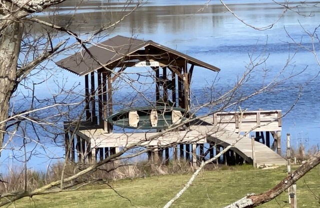 Lakefront- Private Dock w/ Kayaks! A Fisherman's Paradise!