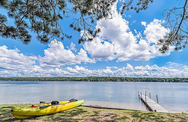 NEW LISTING! Lakefront Retreat on Big Bear Lake. Indoor hot tub; sleeps 20