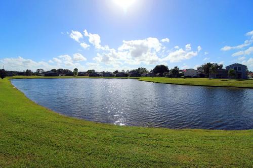 Lakefront Villa with private heated pool