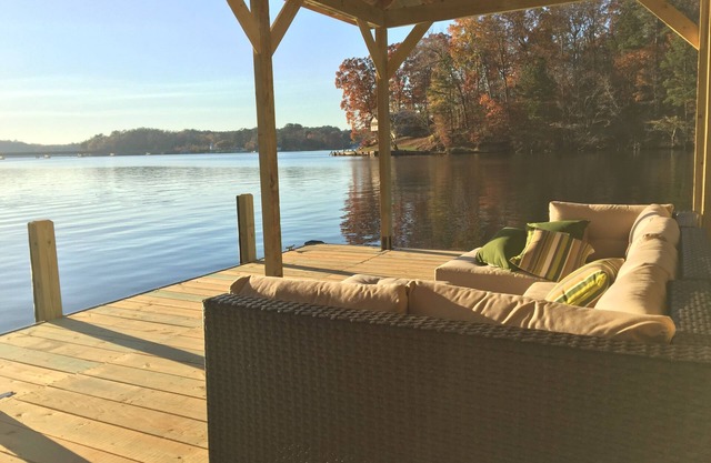 Lake House avec une grande vue sur l'eau, plage de baignade privée à moins d'1 heure d'ATL