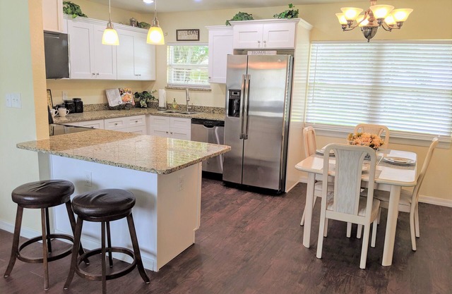 SWAN CITY GET-AWAY (Près de Lakeland Regional Health)