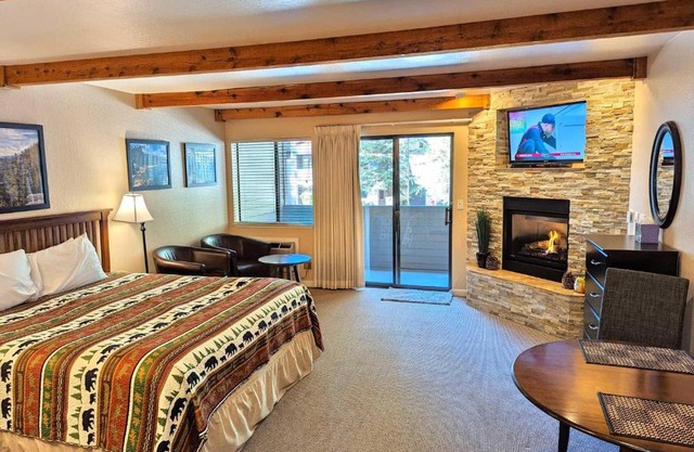 Lakeland Village #105