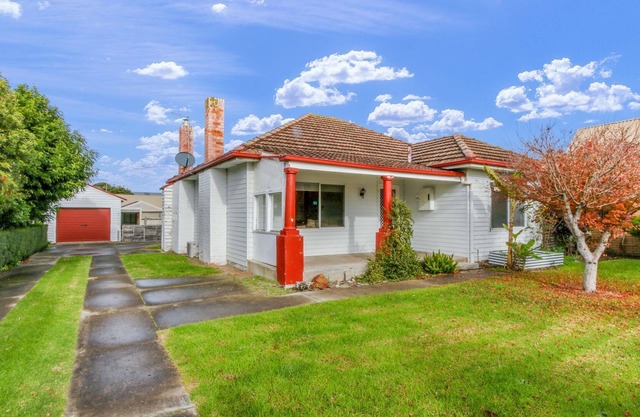 Lakes Intown - Cosy per-friendly house ideal for families and small groups
