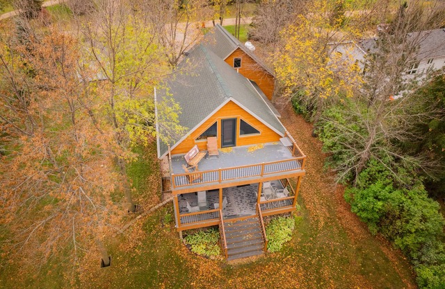 Single Barrel Ridge !! Incroyable Chalet Lake Home Right On Lake Irene