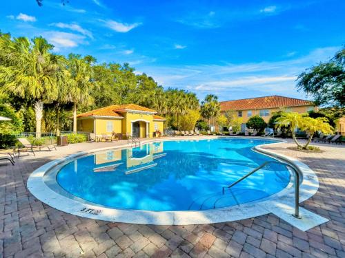 Lakeside 4Br Home Perfect for a Disney Relaxation!