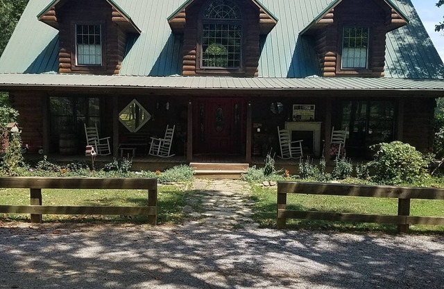 Chalet au bord du lac, Pêche, Golf / randonnée à proximité, Canoë et kayak sur place, Animaux acceptés