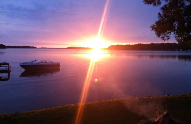 Lakeside Cabin - Rate Discounted for Fishing Opener & Memorial Day Weekend!