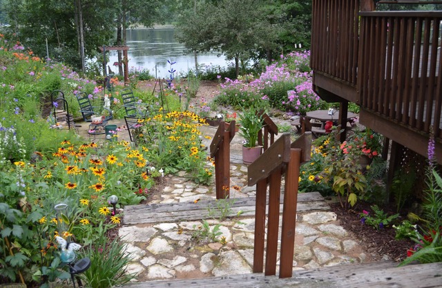 Lakeside Gardens, nouvelle propriété au bord de l'eau, 100 m², 2 chambres, 1 salle de bain Pour 6 personnes
