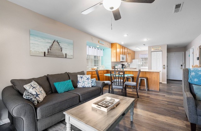 2BR/Pets OK/Pebble Beach/Large Deck/By SDC/28-4