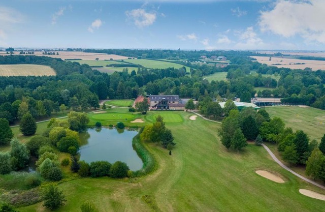 Lakeside Lodge