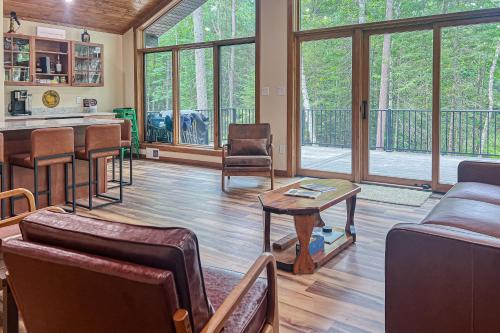 Lakeside Lodge