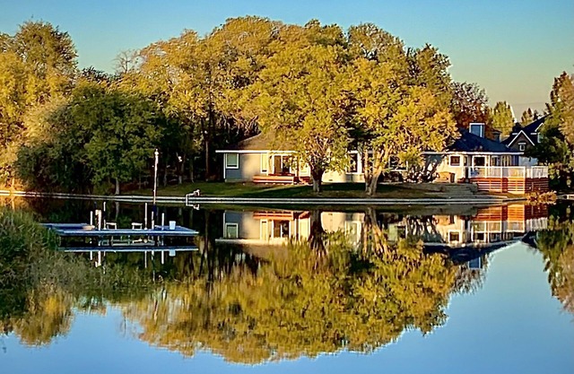 Lakeside Retreat --- Détendez-vous et détendez-vous et revivez-vous