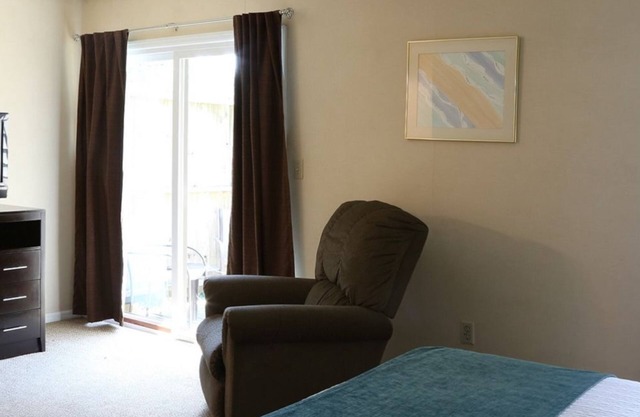 Lakeview Golf Resort 2BR Townhouse. Stay in Comfort