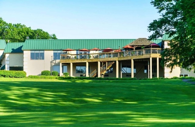 Lakeview Golf Resort: Studio w Pool, BBQ & Spa