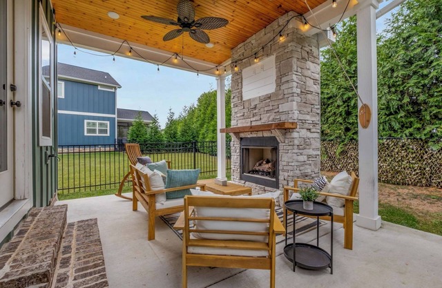 Lakeview Luxe - Lake Access + Pool