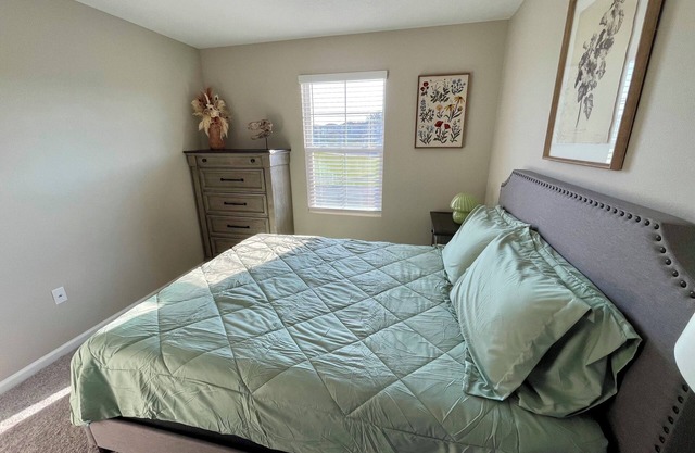 Lakeview Oasis w/ Game Room, Screened Patio & Playground Across the Street