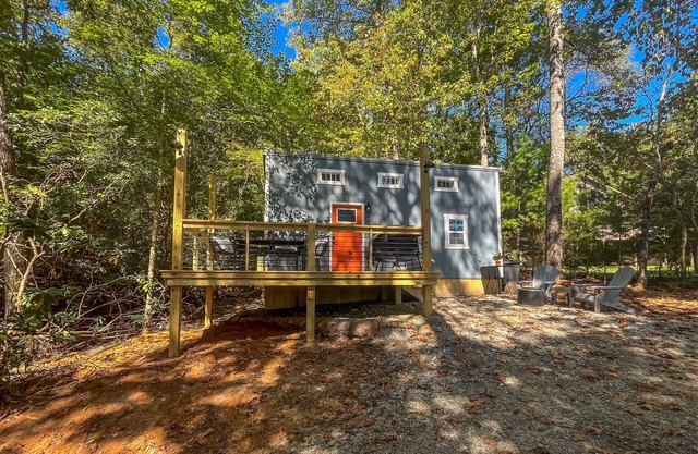 Lakeview tiny home with a loft, full kitchen, furnished deck, & firepit