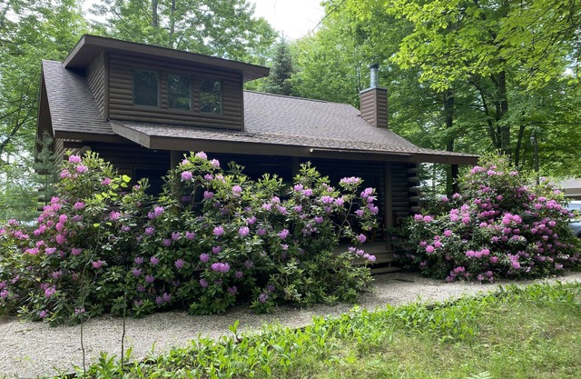 Le Lakewood Lodge est un Connexion Accueil Waterfont sur le magnifique lac Basse