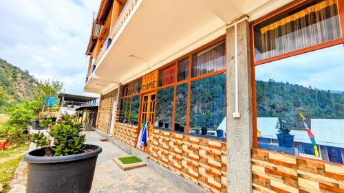 Lamsang residency