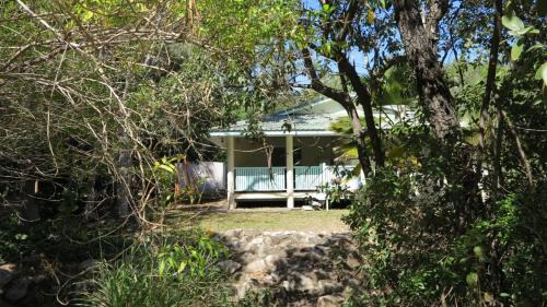 Lanas Cottage