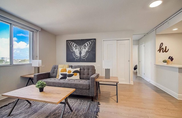 Landing | Amazing 2BD, Yoga Studio, Clubhouse