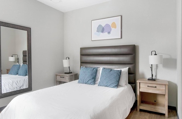 Landing at 281 Willow - Studio in Fort Collins