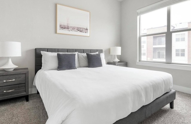 Landing at Bellrock La Frontera - 2 Bedrooms in Downtown Round Rock