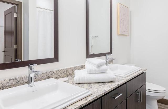 Landing at Century Belmont Station - 2 Bedrooms in Middletown